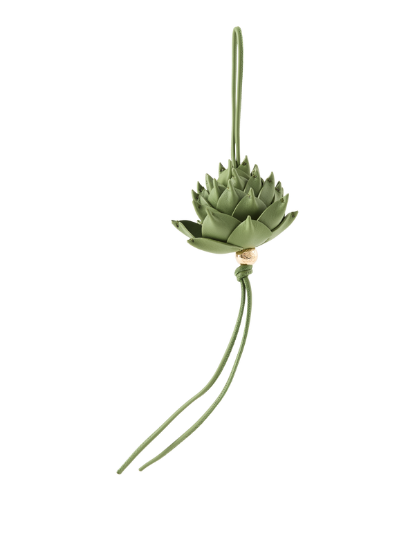 Anhänger Paula's Ibiza 'Artichoke' aus Kalbsleder Grün