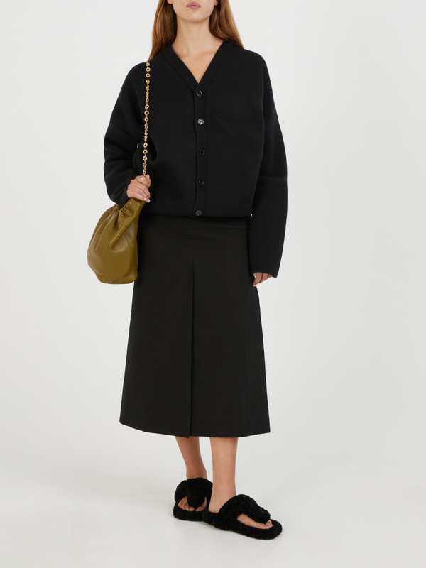 Voluminöse Wollstrickjacke Schwarz