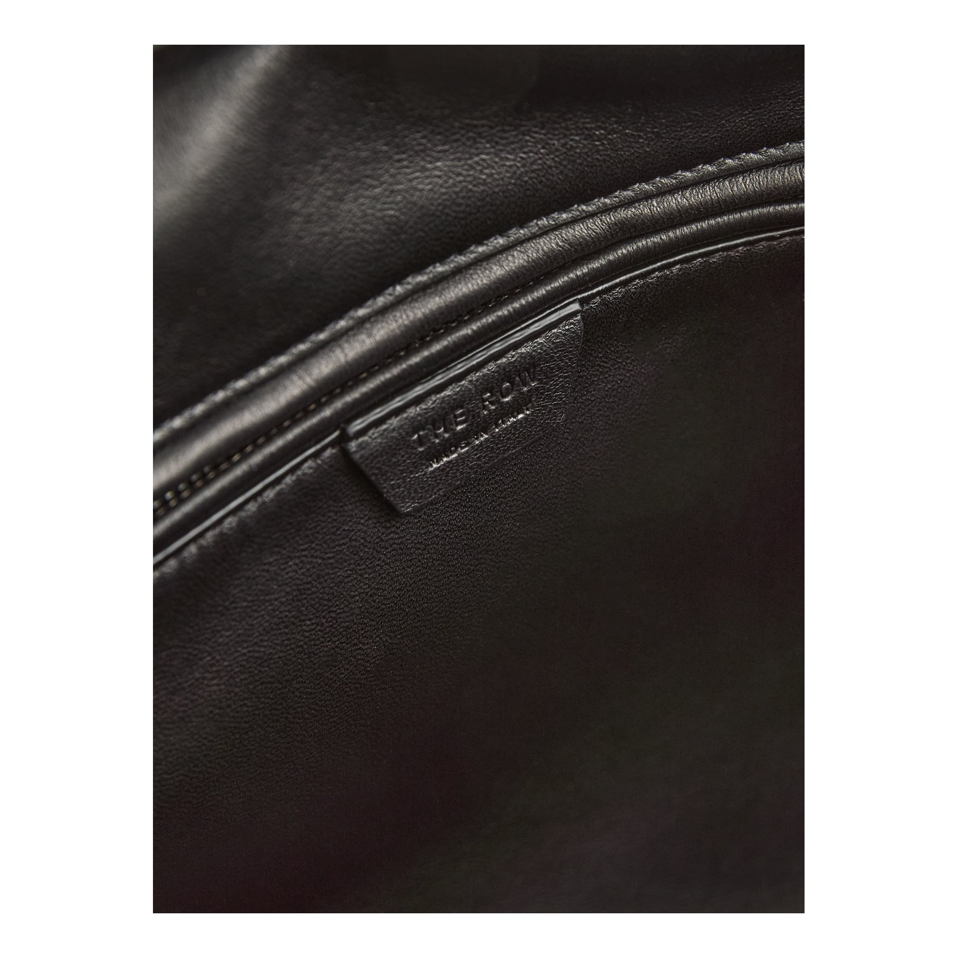 The Row 'Agnes 12' handbag in finely grained black calfskin, Detail view – UNGER.DE