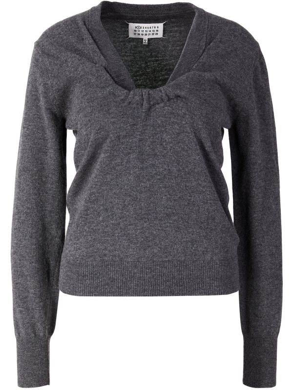 Knitted jumper with a twisted round neckline – grey