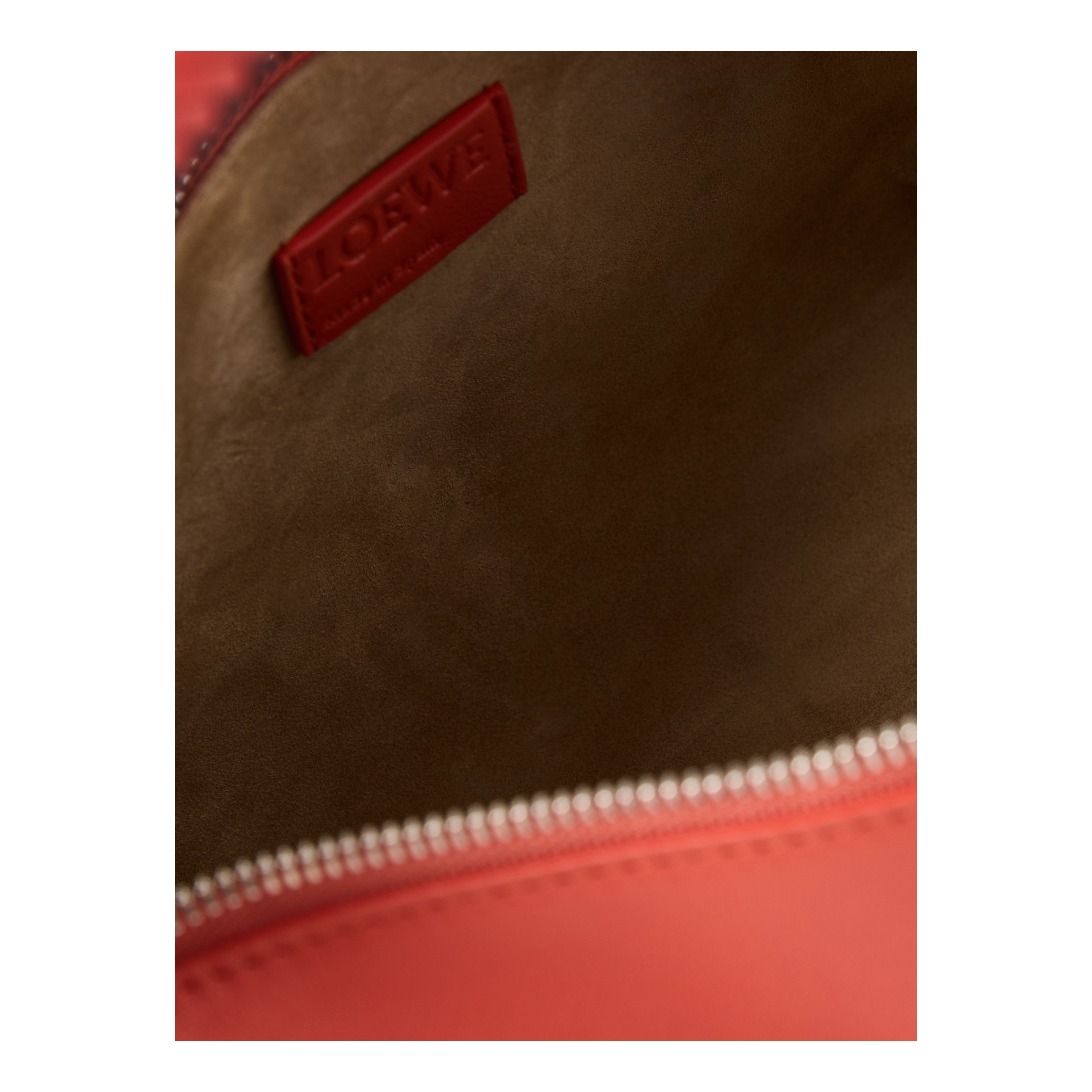 LOEWE 'Cala' shoulder bag sunrise orange/pink copper red, Detail view – UNGER.DE