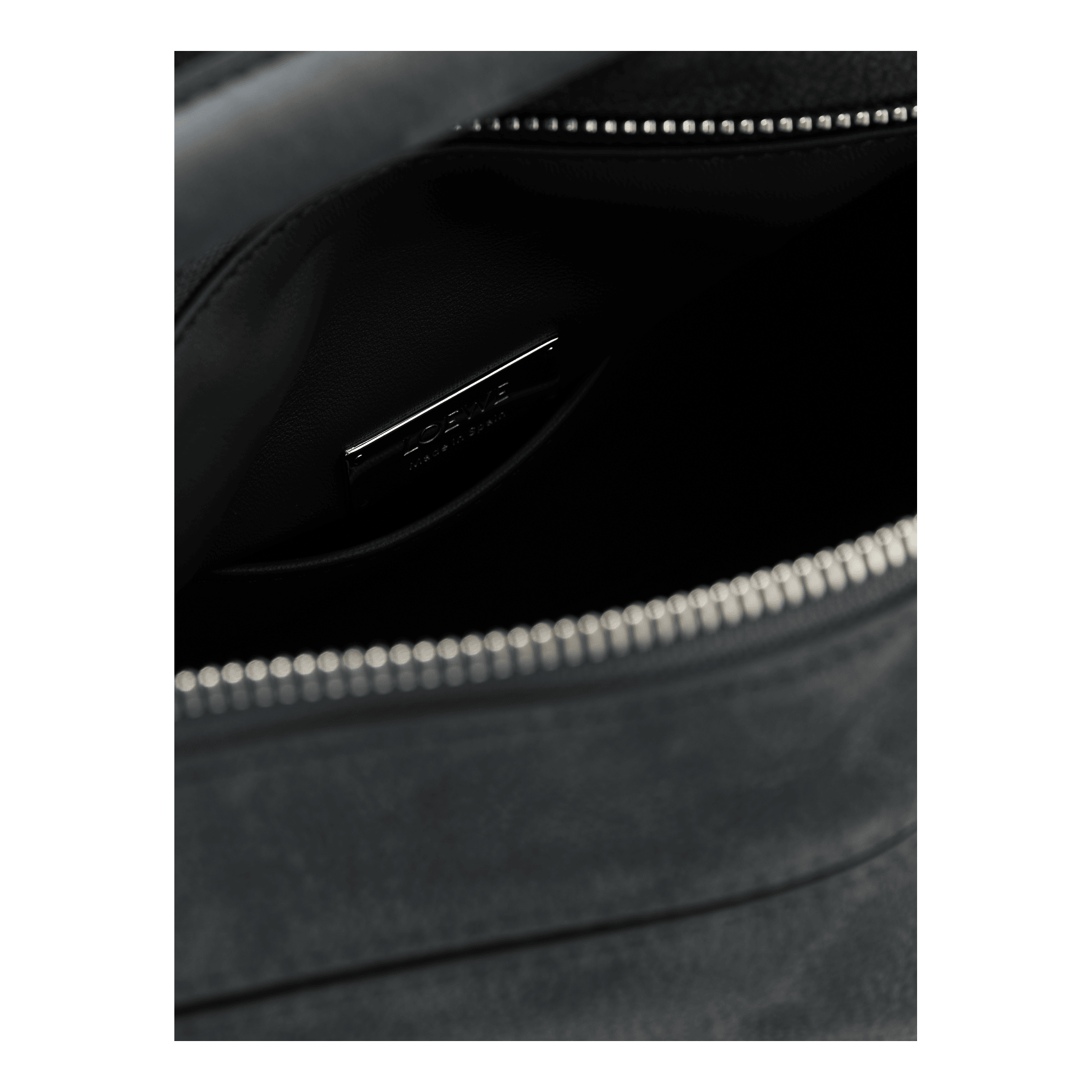 LOEWE 'Puzzle Nubuck Small' handbag, Anthracite, Detail view – UNGER.DE