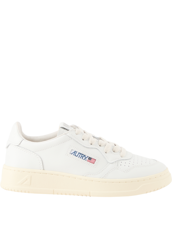 Sneaker 'Medalist Low' Weiß