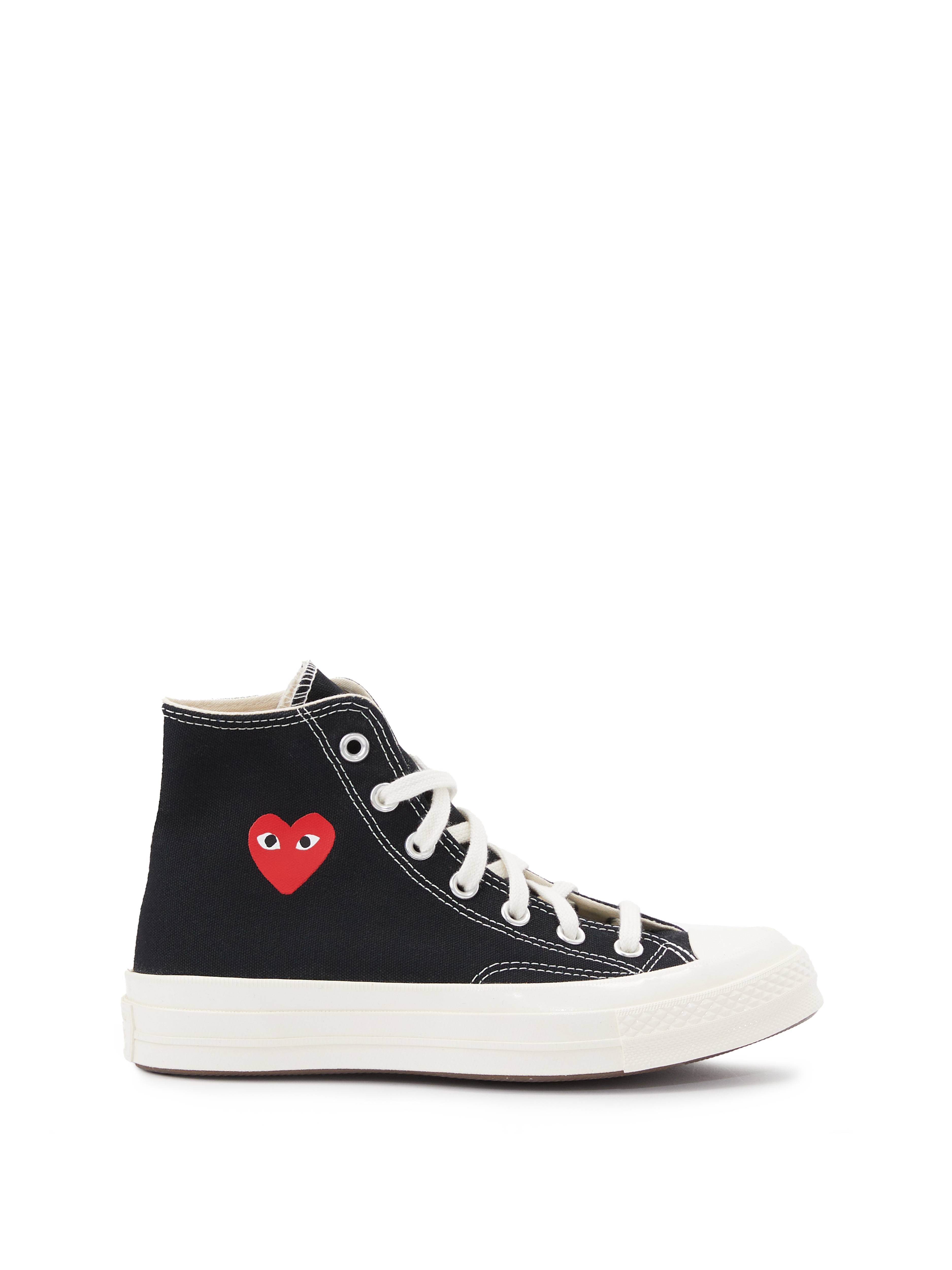 Black and white converse red heart on sale