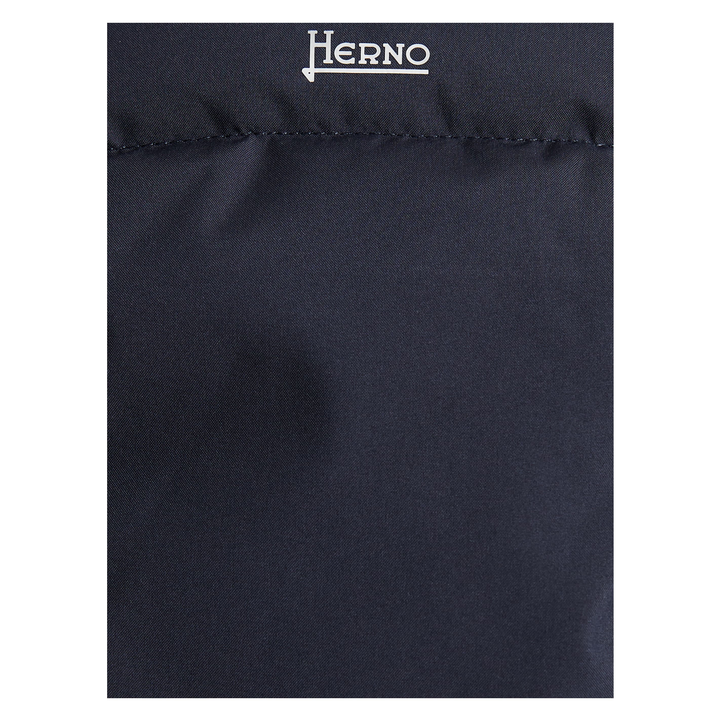 Herno Daunenjacke 'Laminar' Marineblau, Detailansicht – UNGER.DE