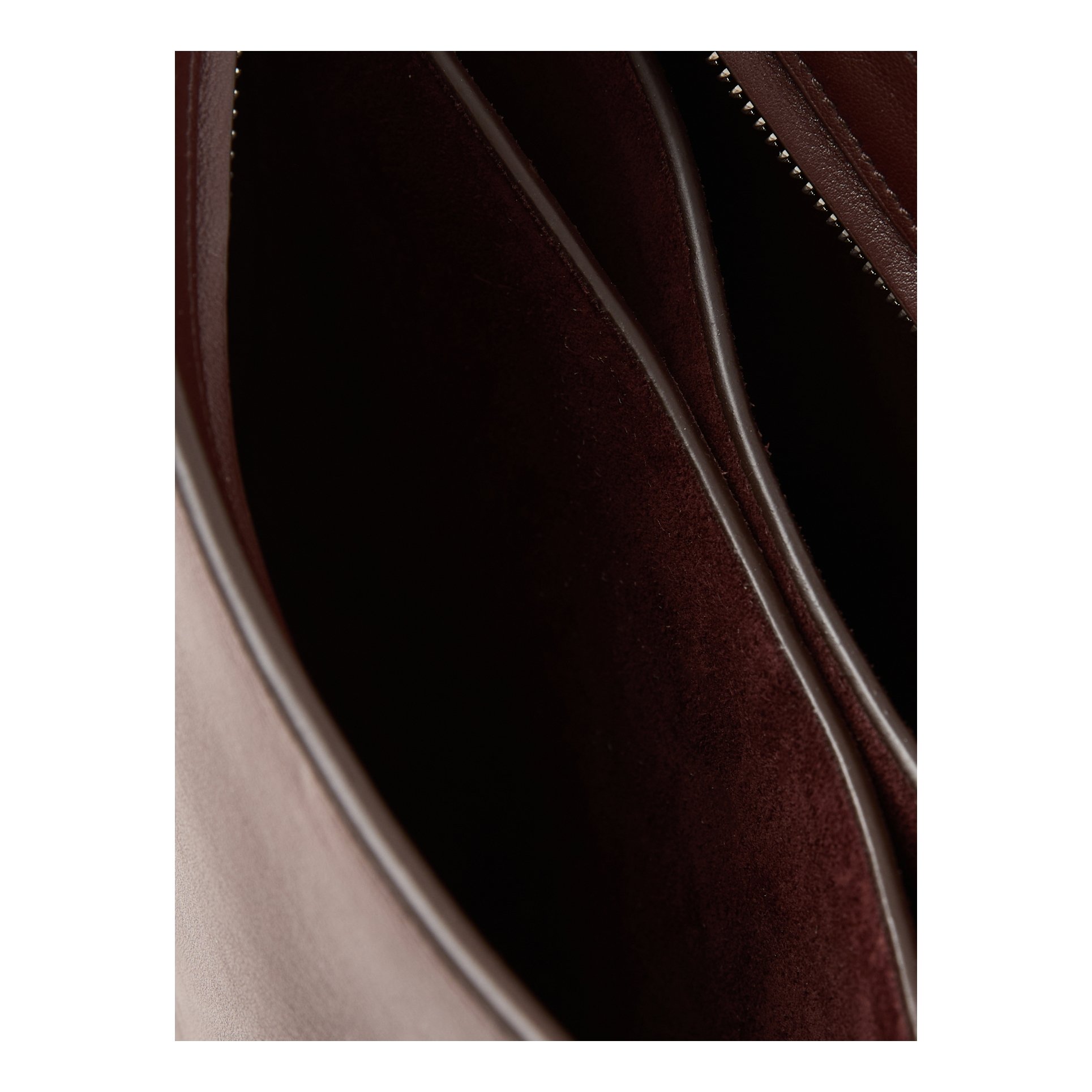 Phoebe Philo Schultertasche 'Gig Medium' Bordeaux, Detailansicht – UNGER.DE