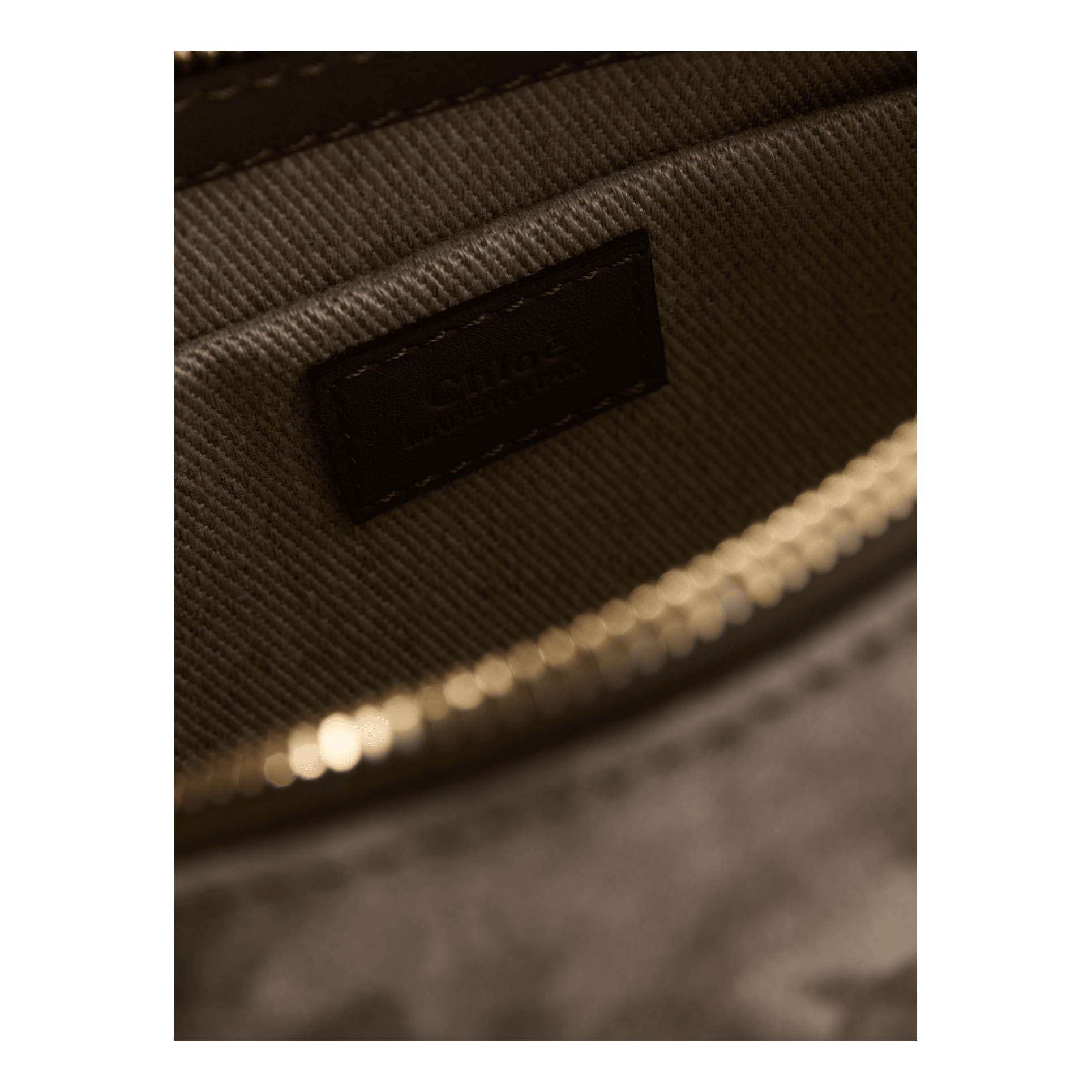 Chloé Schultertasche 'Marcie Mini' Nickel Grey, Detailansicht – UNGER.DE