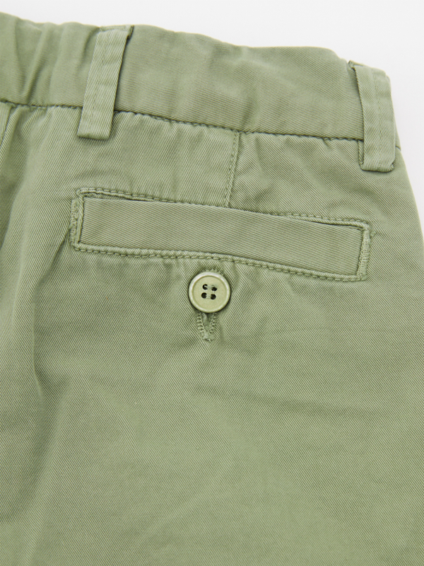 Bermuda Shorts aus Baumwolle Olivgrün