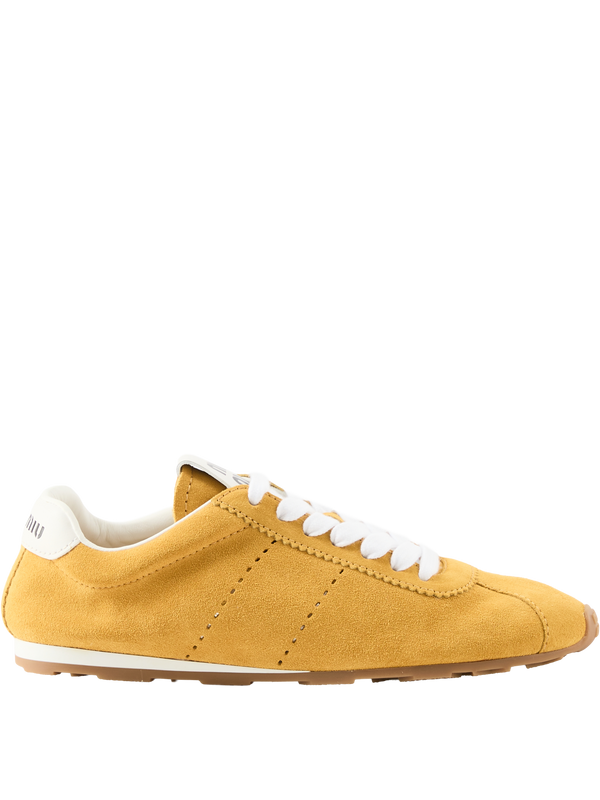 Sneaker 'Laced' aus Kalbsveloursleder Gelb
