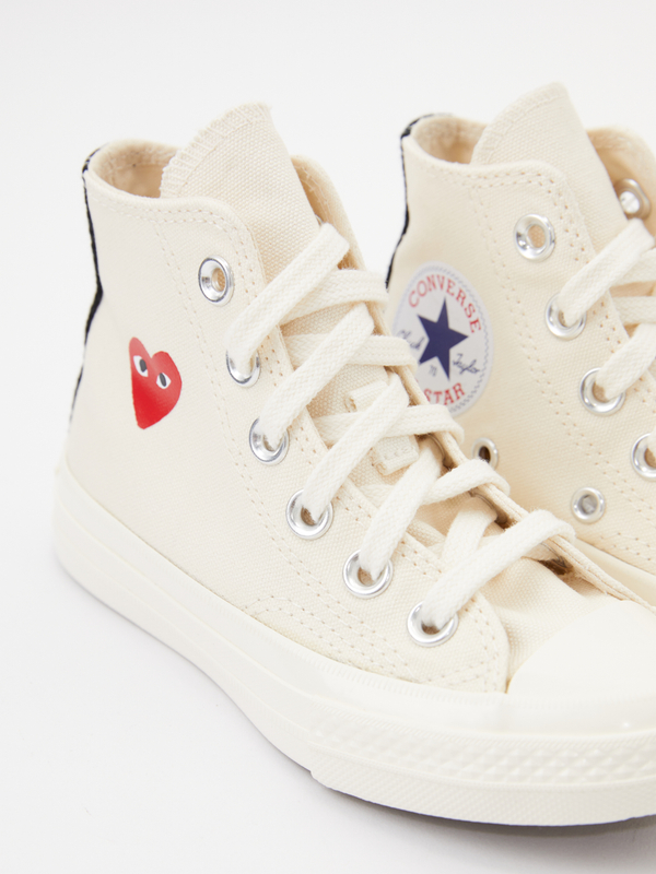 Sneaker 'Red Heart' in Crème/Rot