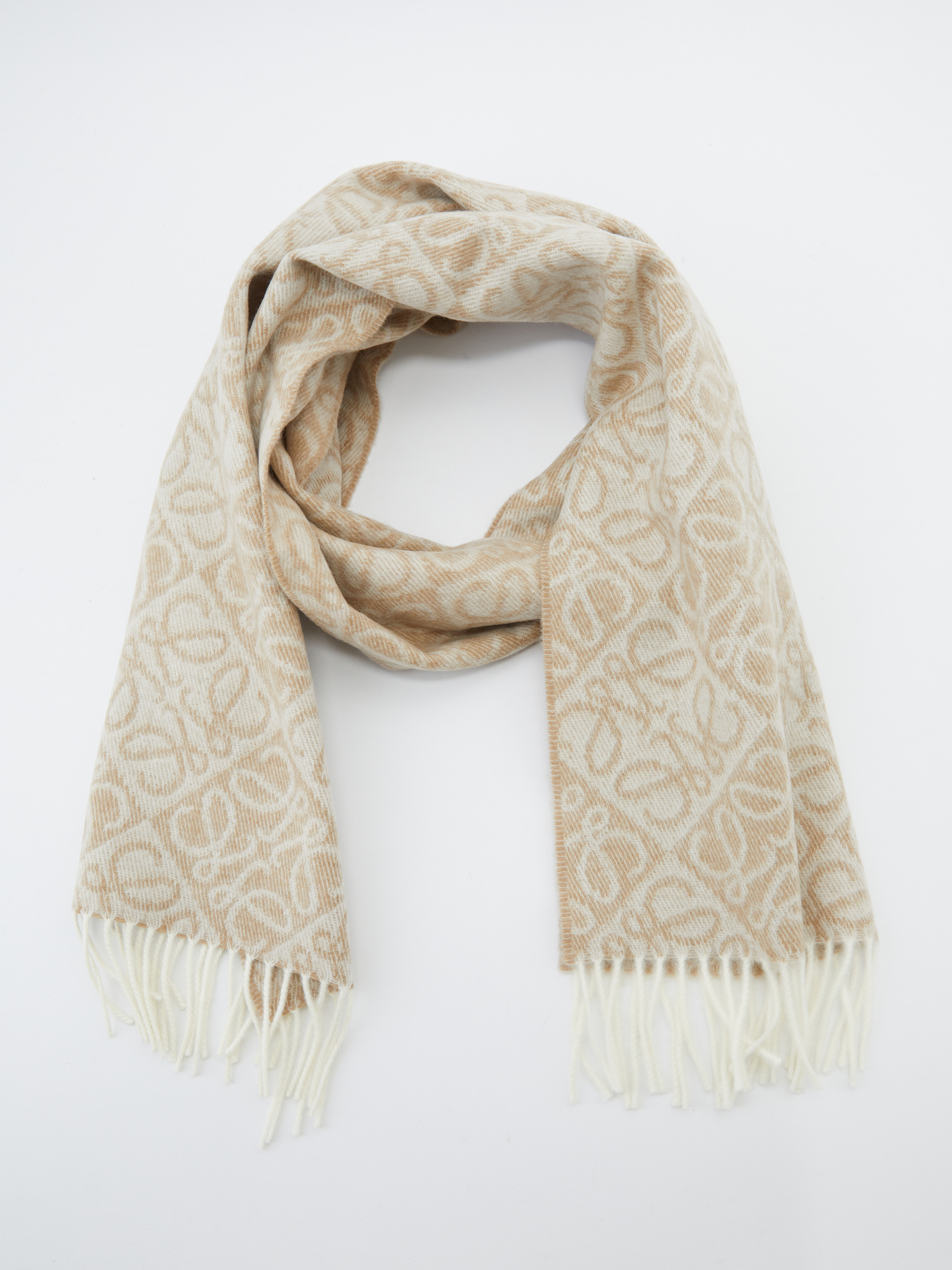 LOEWE Wollschal mit Anagram-Muster Beige, Modelansicht – UNGER.DE