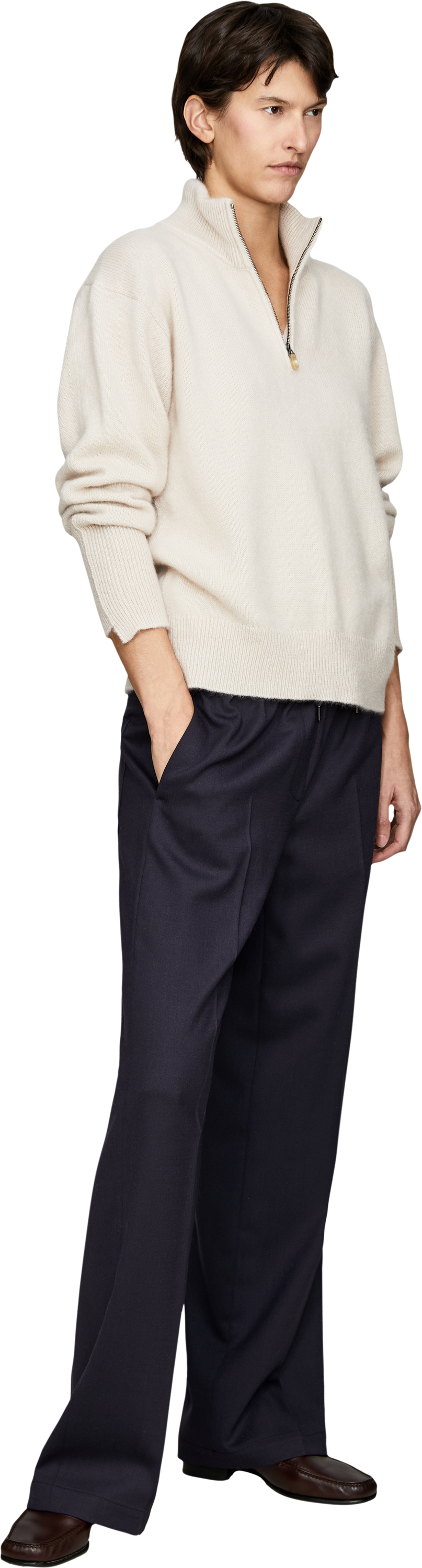 Iris von Arnim 'Kalina' cashmere and silk jumper with a Troyer collar in Alabaster, Modelview – UNGER.DE