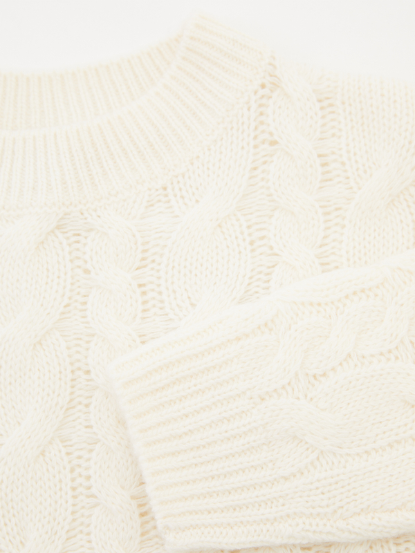 Strickpullover in Crème