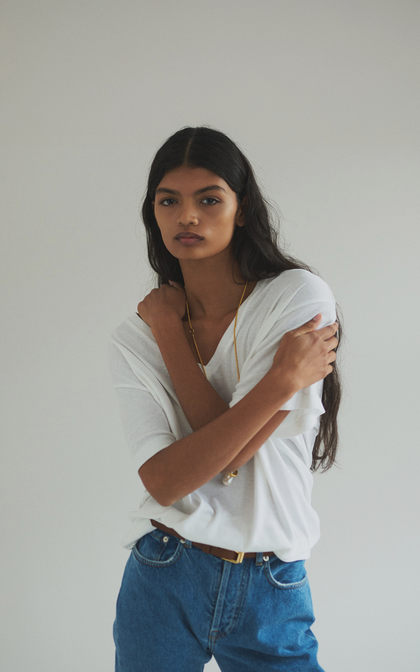 white tee. that's it.