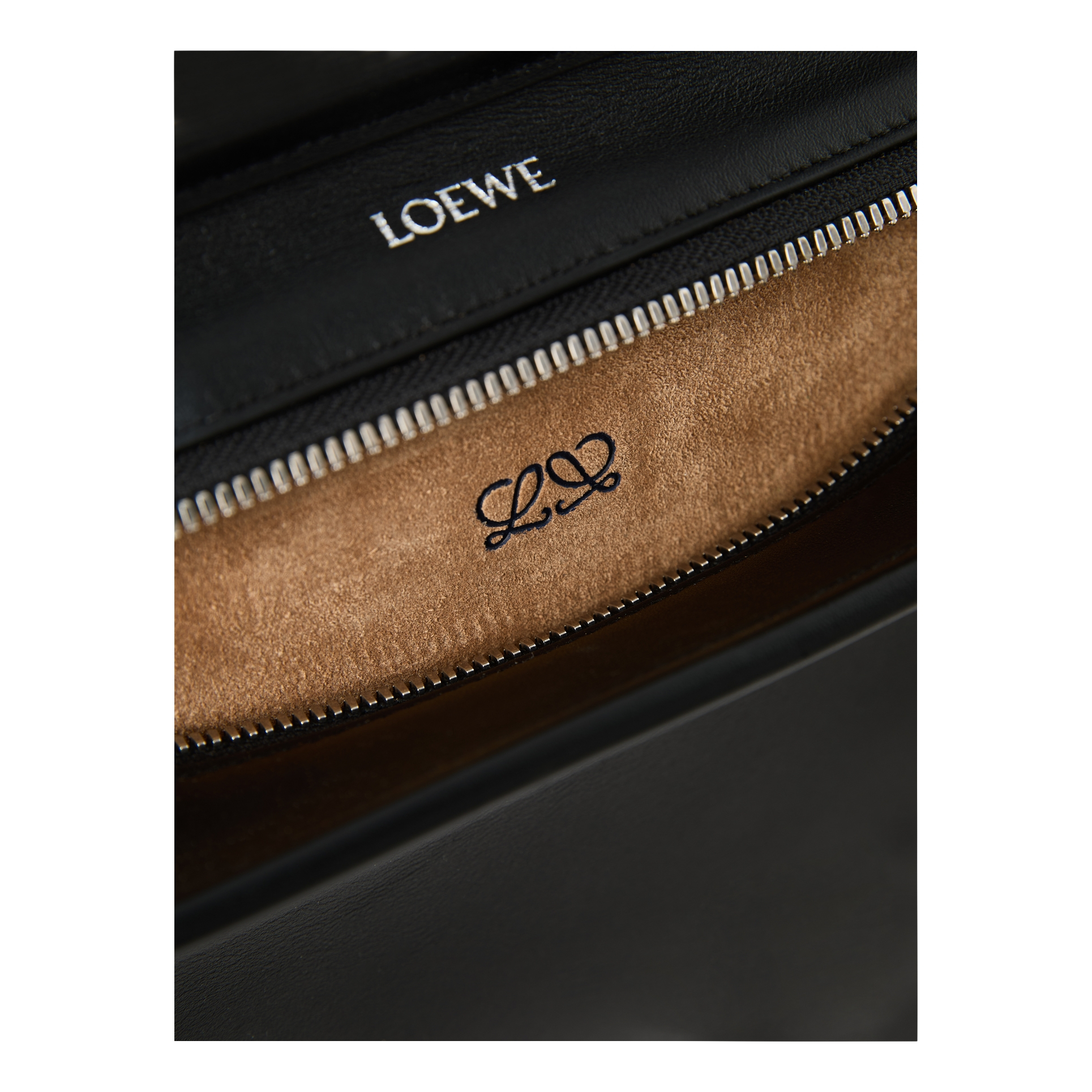 LOEWE Handtasche 'Amazona 180 Medium' Black, Detailansicht – UNGER.DE