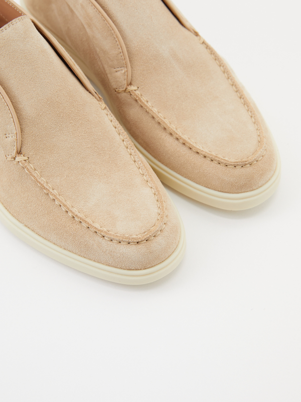 Loafer aus Veloursleder Beige