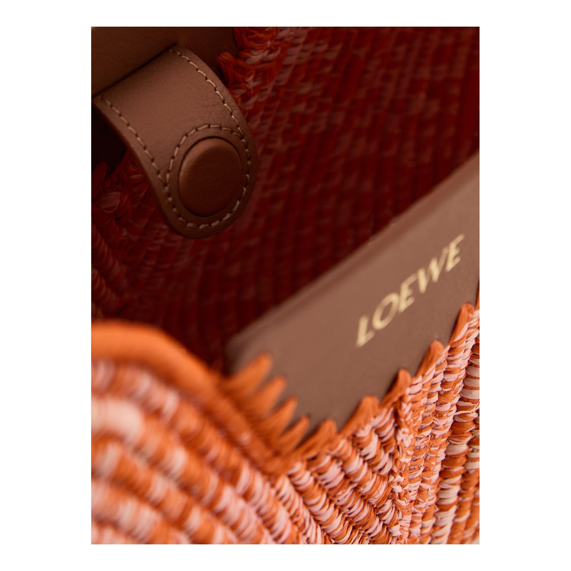 LOEWE 'Swing Melange' Shoulder Bag – Bright Orange Pink, Detail view – UNGER.DE