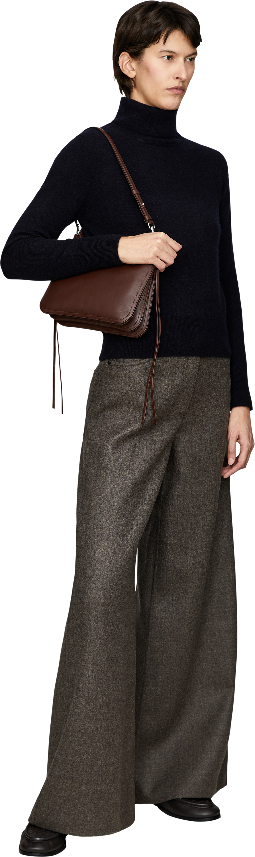 Iris von Arnim 'Neris' cashmere and silk jumper with a roll neck – navy, Modelview – UNGER.DE